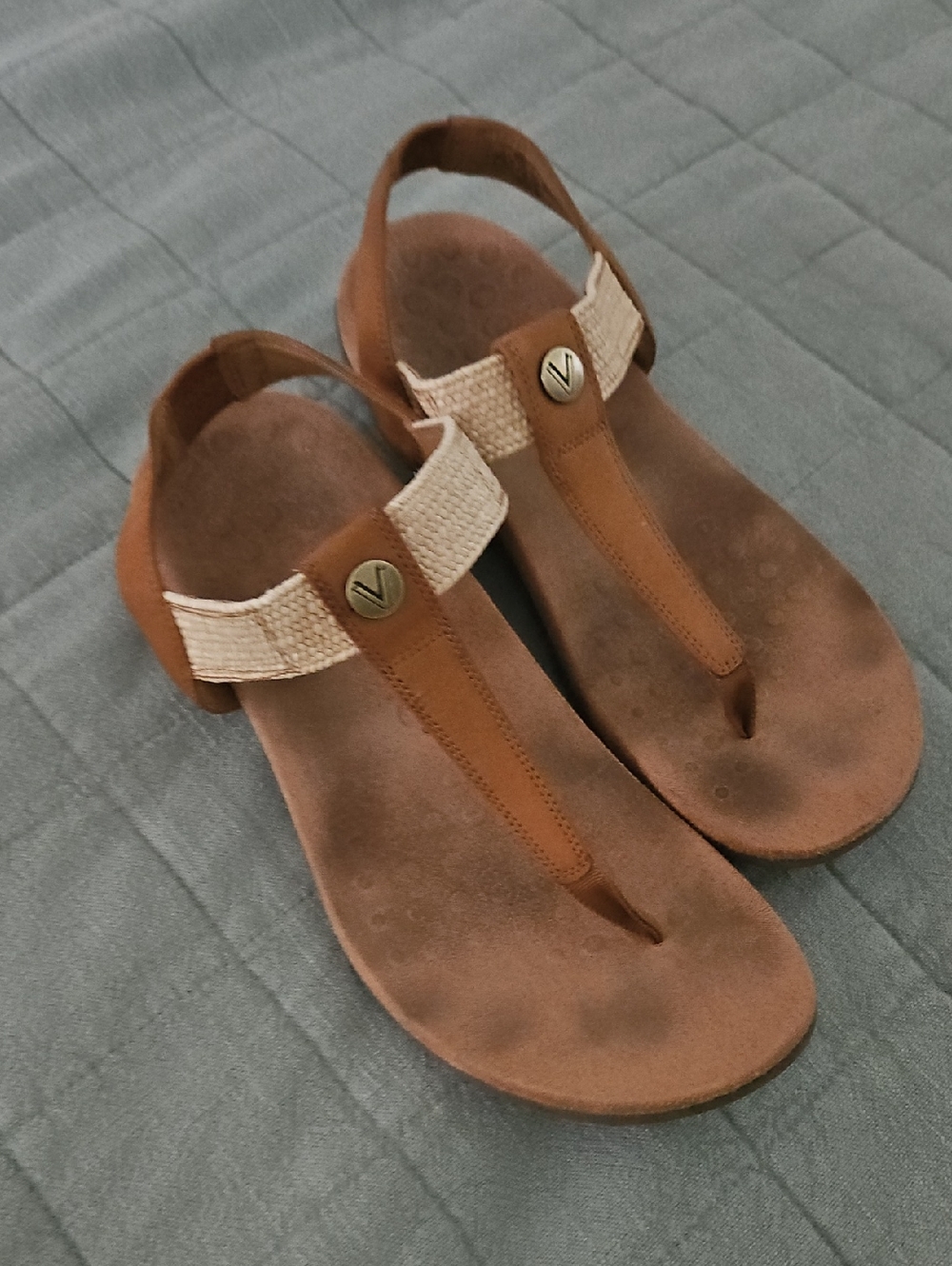 Vionic Brown and Cream Slingback Thong Sandals